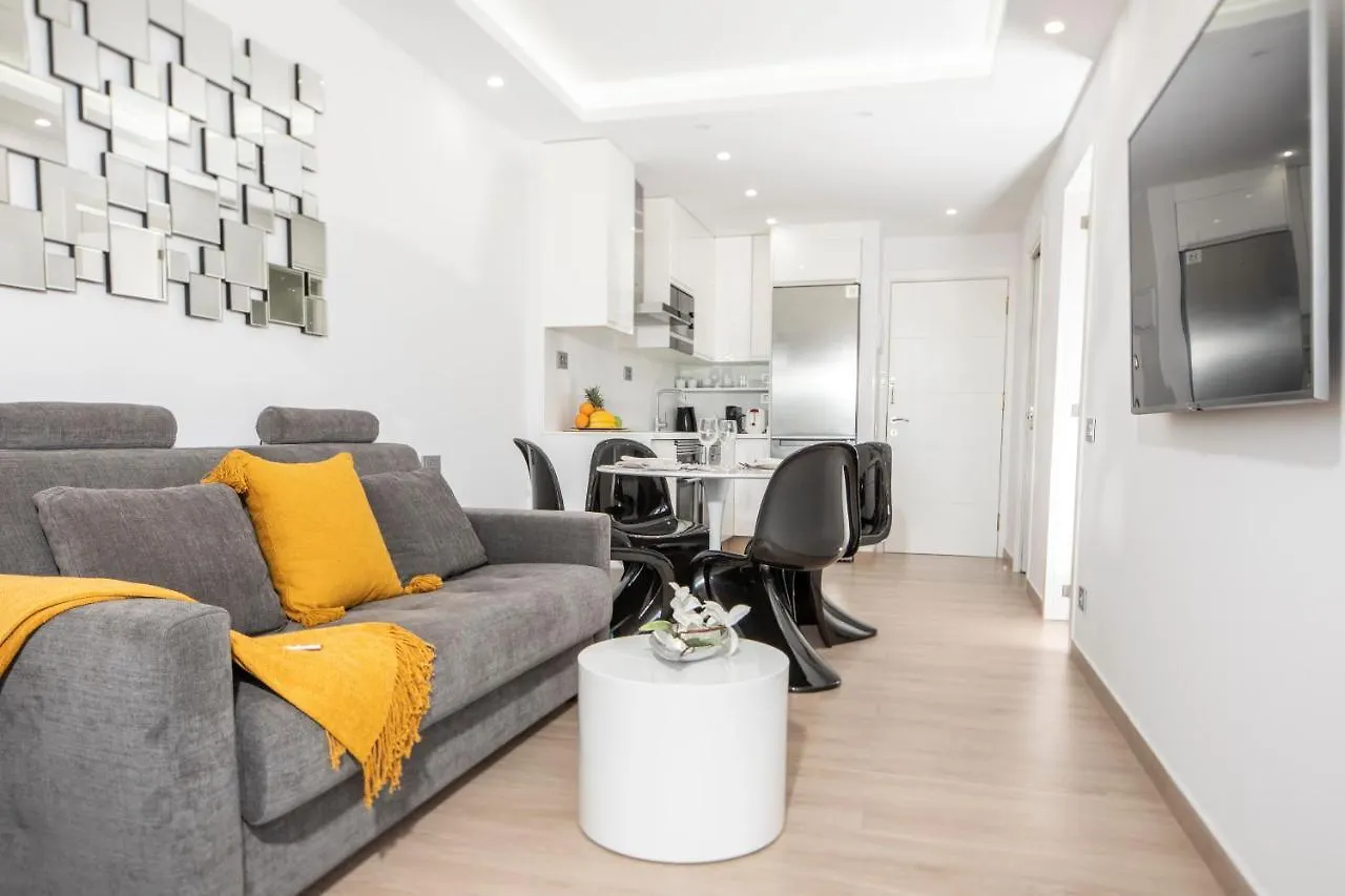 Luxury Apartment Boutique In Torres Del Sol Playa de las Americas